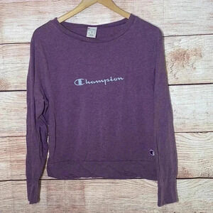 Champion Authentic Athleticwear Women’s purple long sleeve shirt M